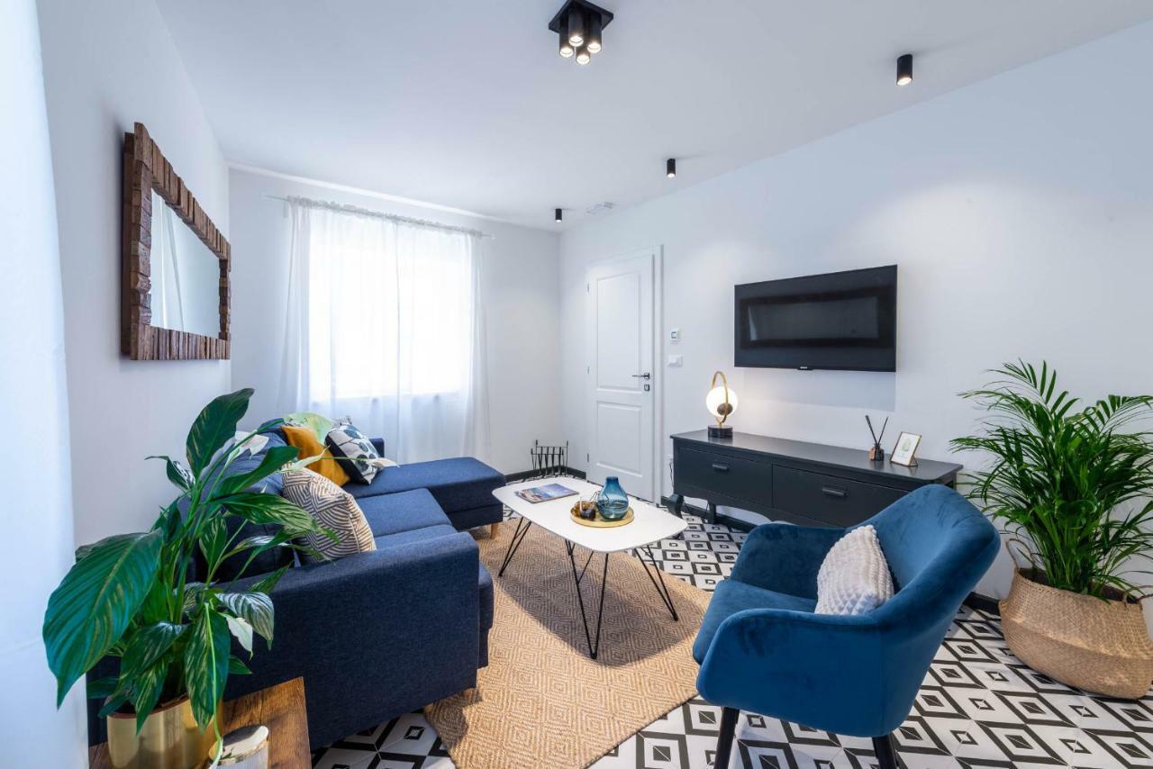 Sun And Stone Apartment Кавтат Екстериор снимка