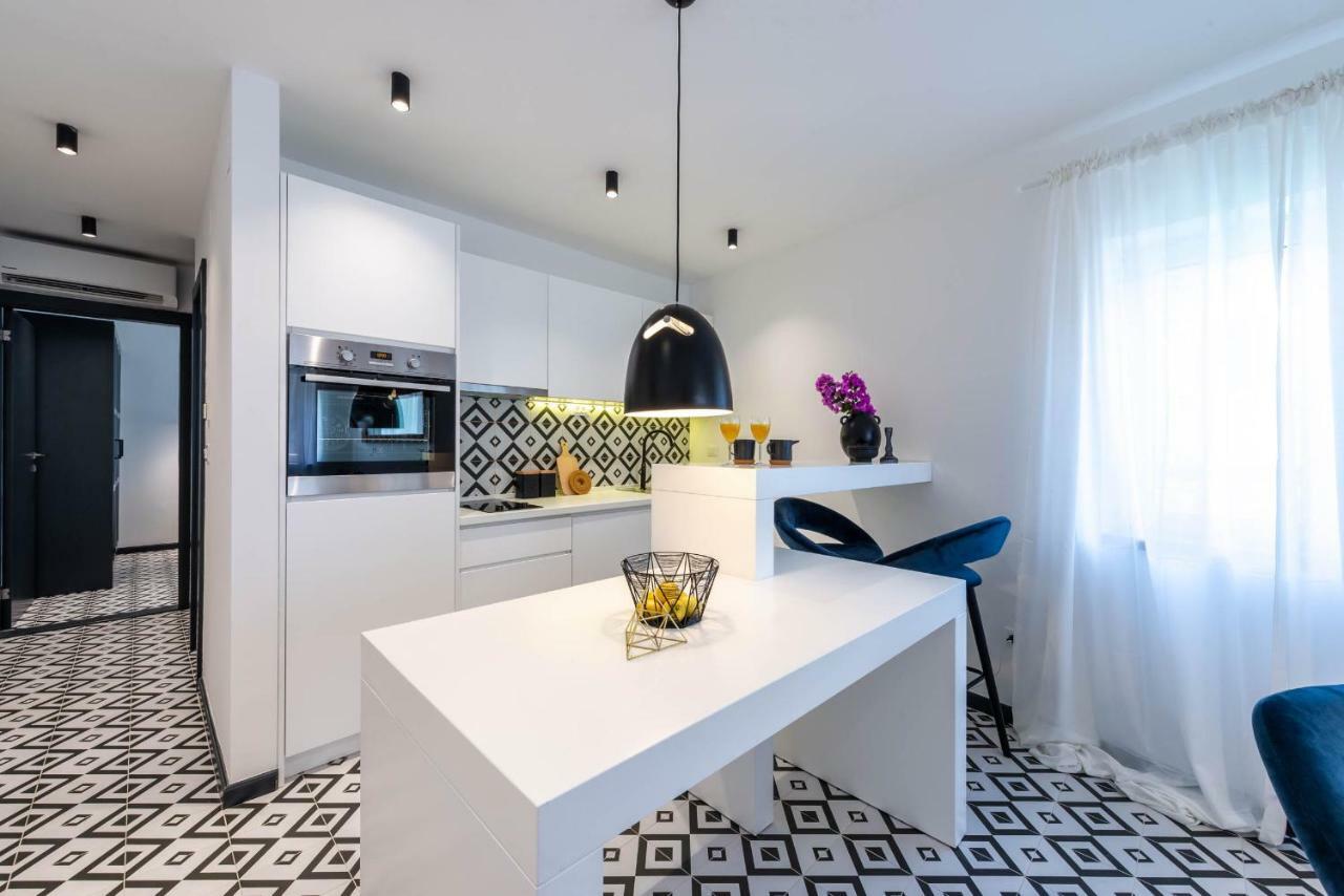 Sun And Stone Apartment Кавтат Екстериор снимка
