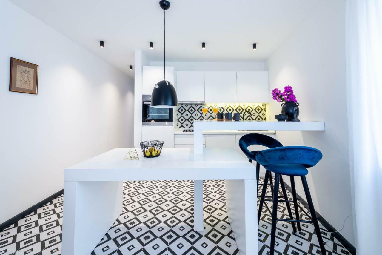 Sun And Stone Apartment Кавтат Екстериор снимка