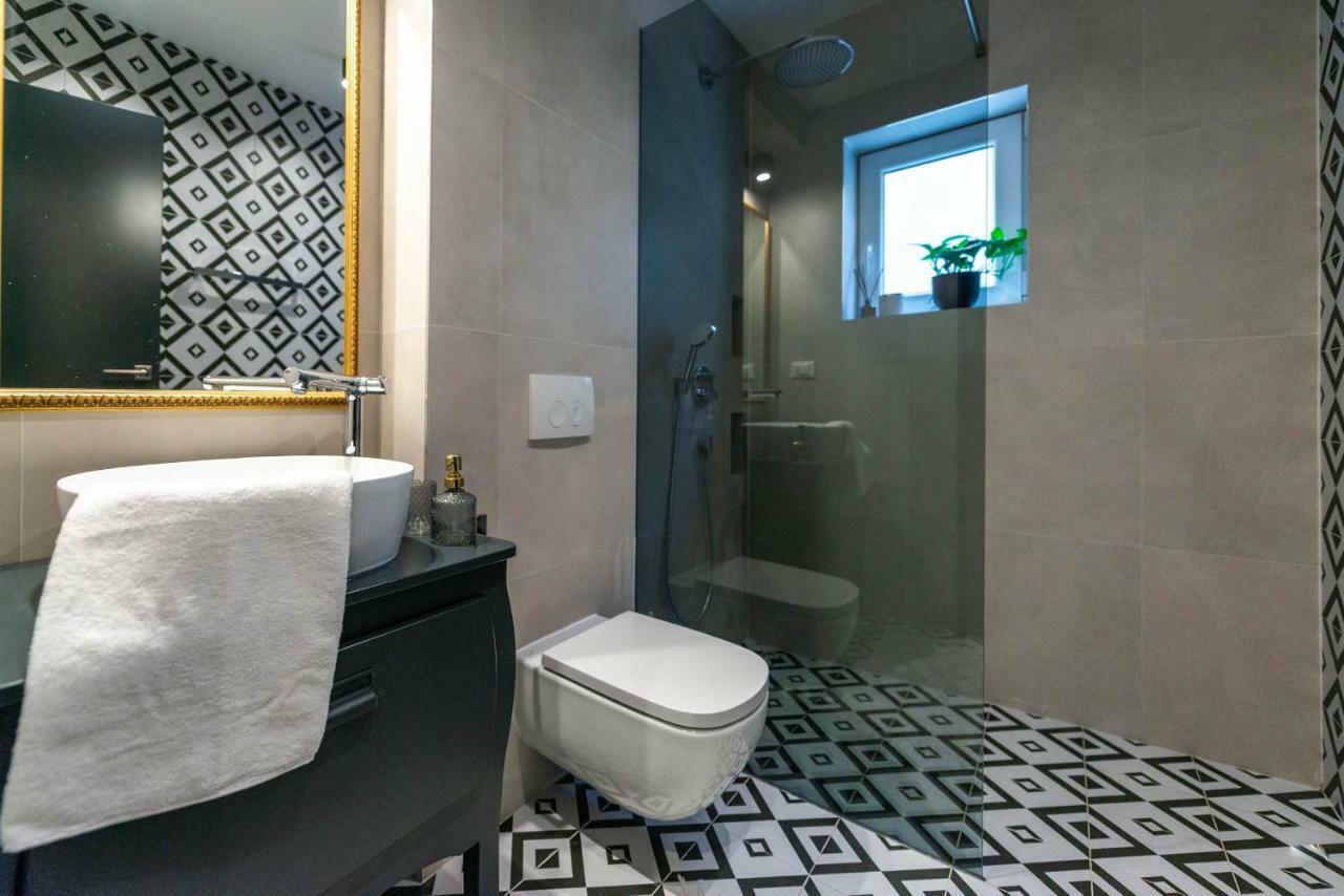 Sun And Stone Apartment Кавтат Екстериор снимка