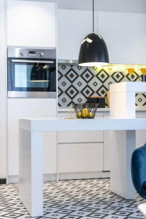 Sun And Stone Apartment Кавтат Екстериор снимка