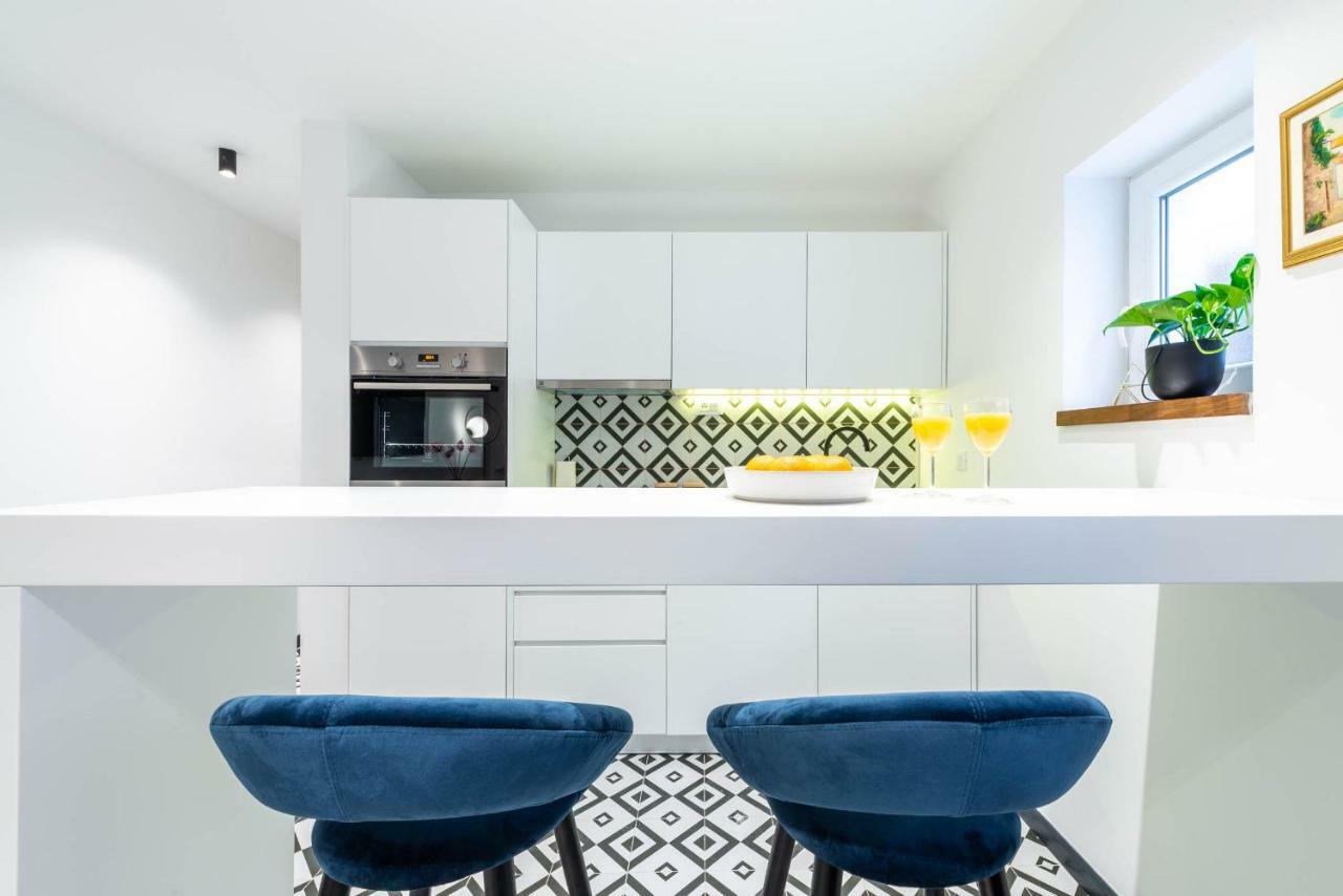 Sun And Stone Apartment Кавтат Екстериор снимка
