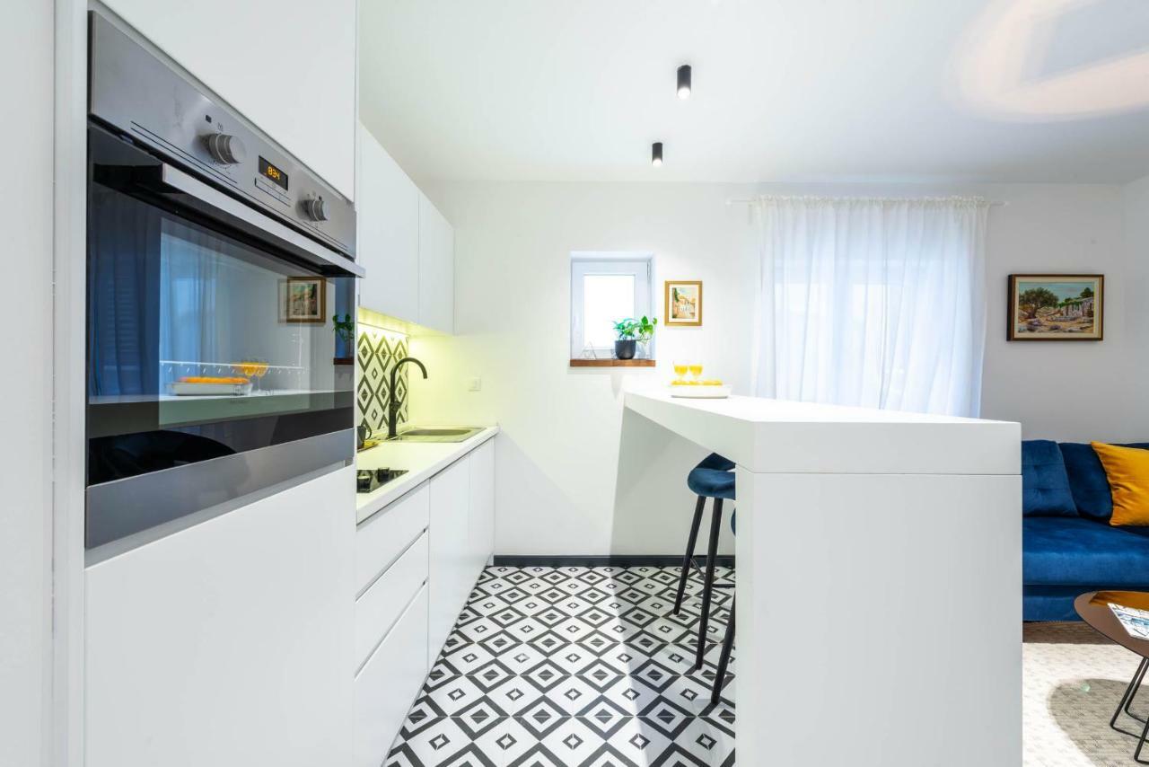 Sun And Stone Apartment Кавтат Екстериор снимка
